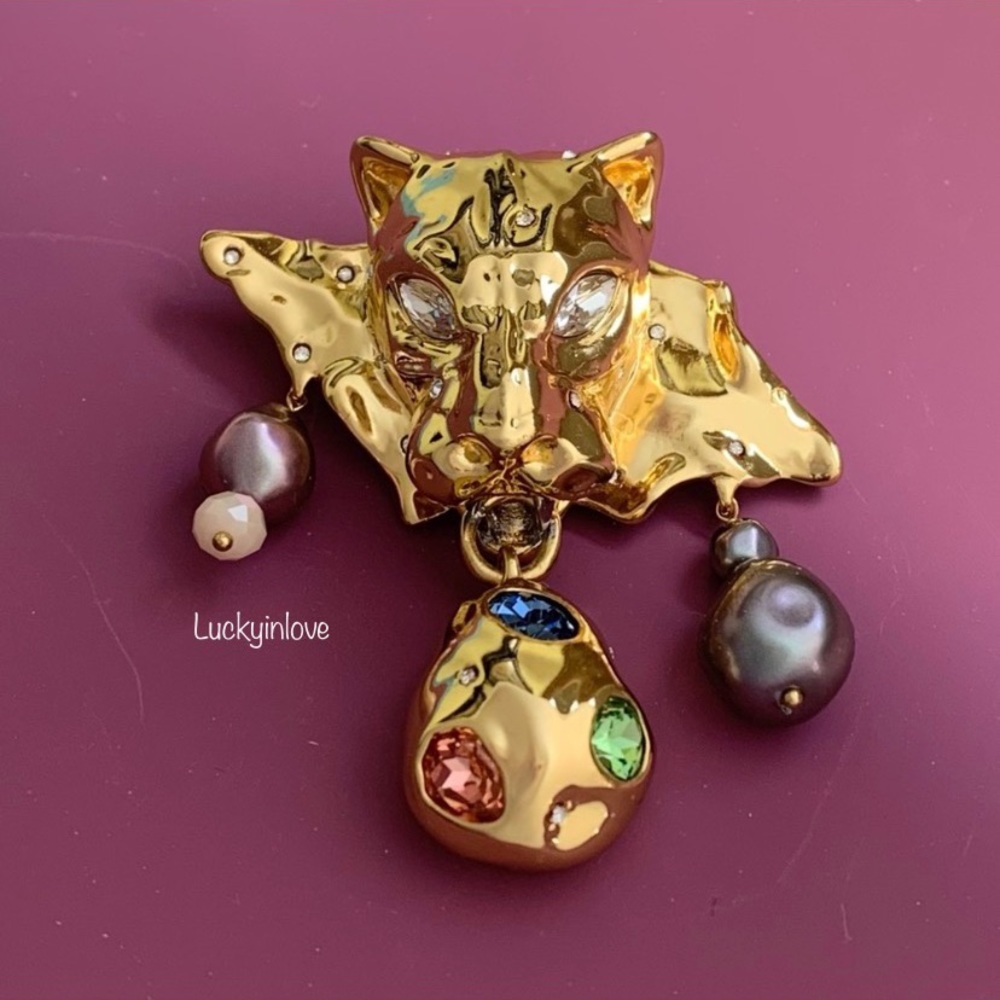 Alexis Bittar Gold Crumpled Panther Head Pin Brooch Crystal Pearl Stones